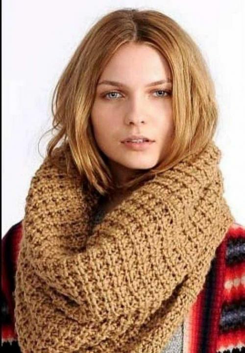 Вязаный шарф хомут схема вязания спицами. Как красиво связать круговой шарф снуд спицами? 37